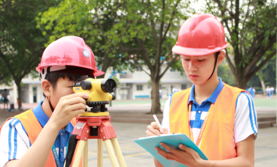 成都市洞子口职业高级中学建筑装饰专业