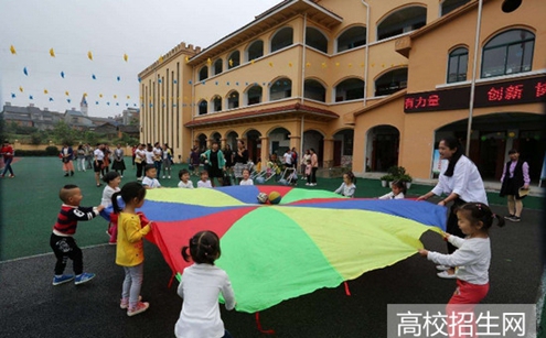 四川省达县职业高级中学