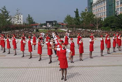 女孩初中毕业学什么好